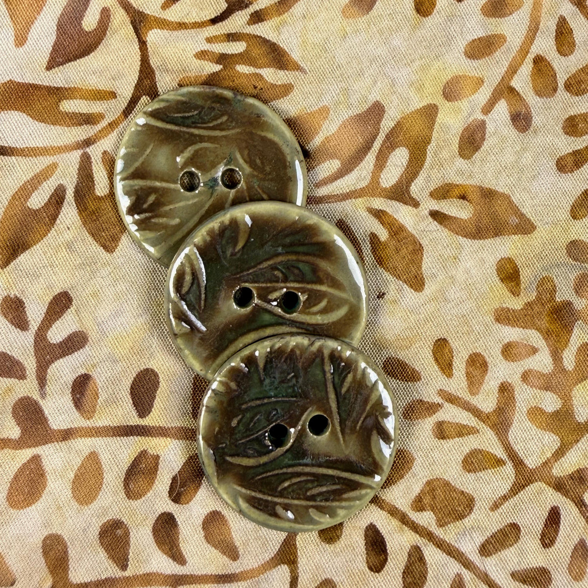 Green and Brown Leaf Patterned Ceramic Buttons