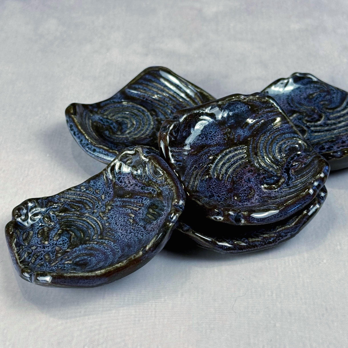 Dark Blue and Purple Wave Patterned Chopstick Rest/Tiny Spoon Rest