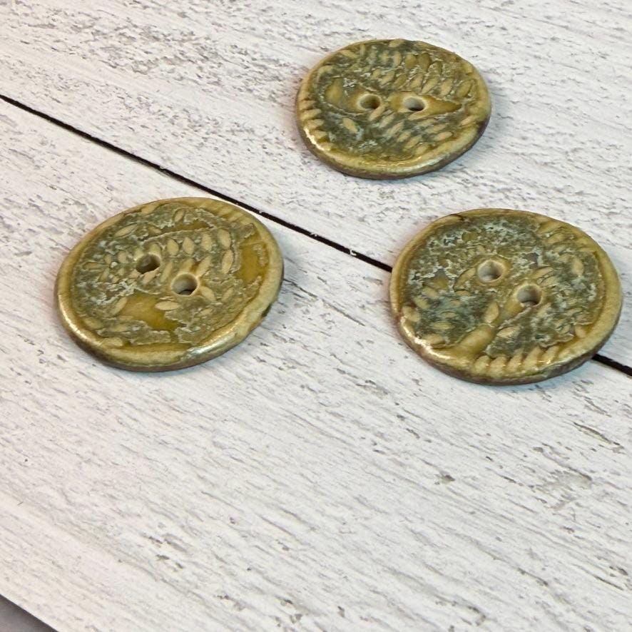 Small Spring Ferns with Green and Gold 2 Hole Round Buttons