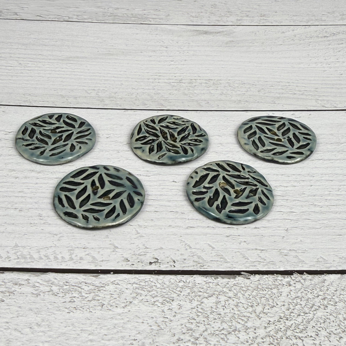 Large Light Sage with Dark Sage Leaf Pattern