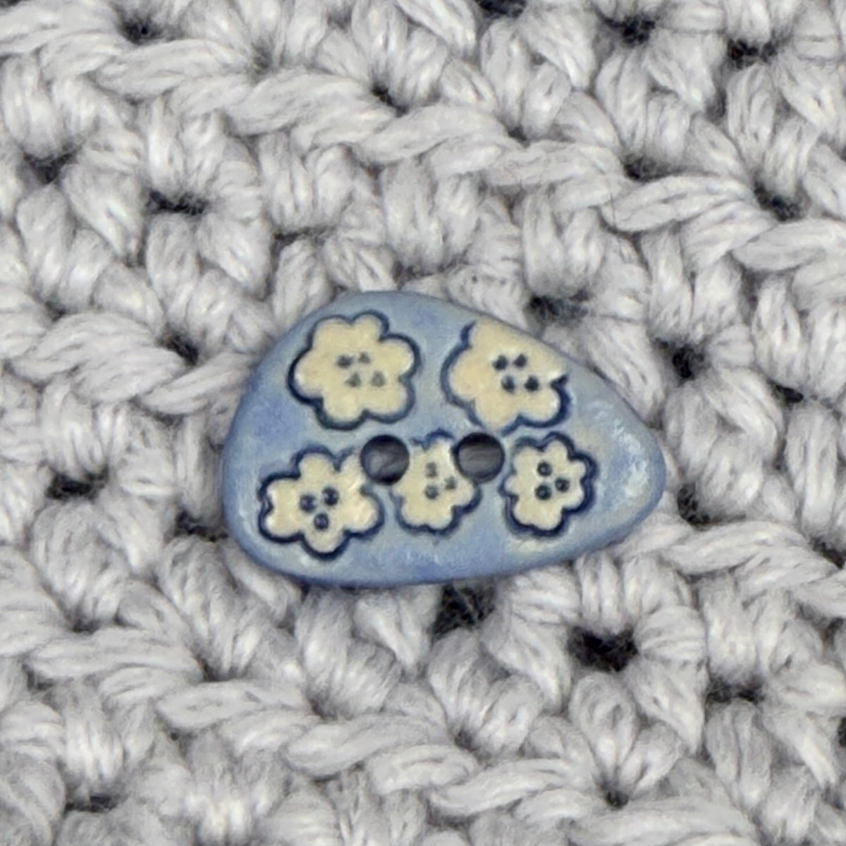 Set of 5 Small Blue Triangular Shaped Buttons with White Flowers