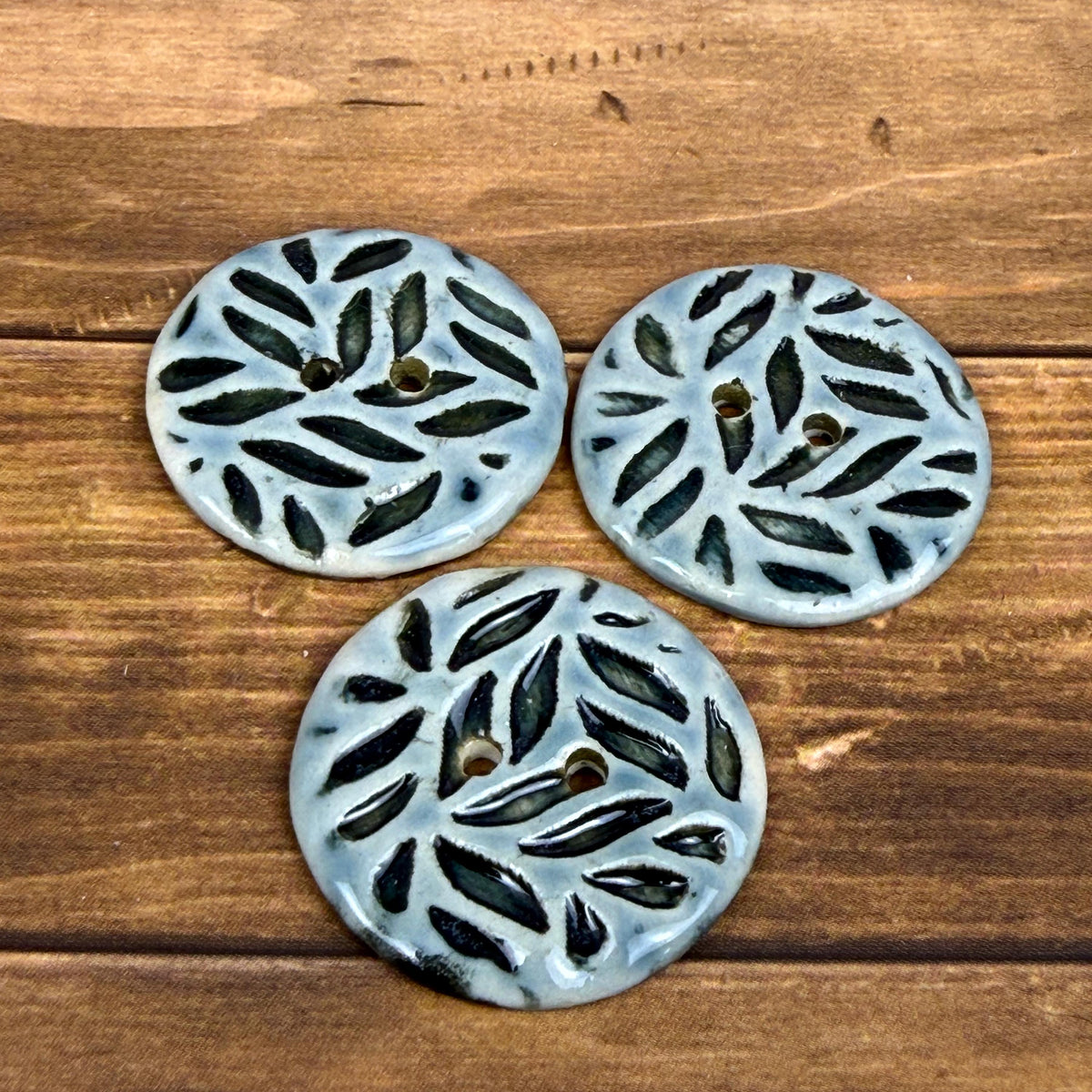 Large Light Sage with Dark Sage Leaf Pattern