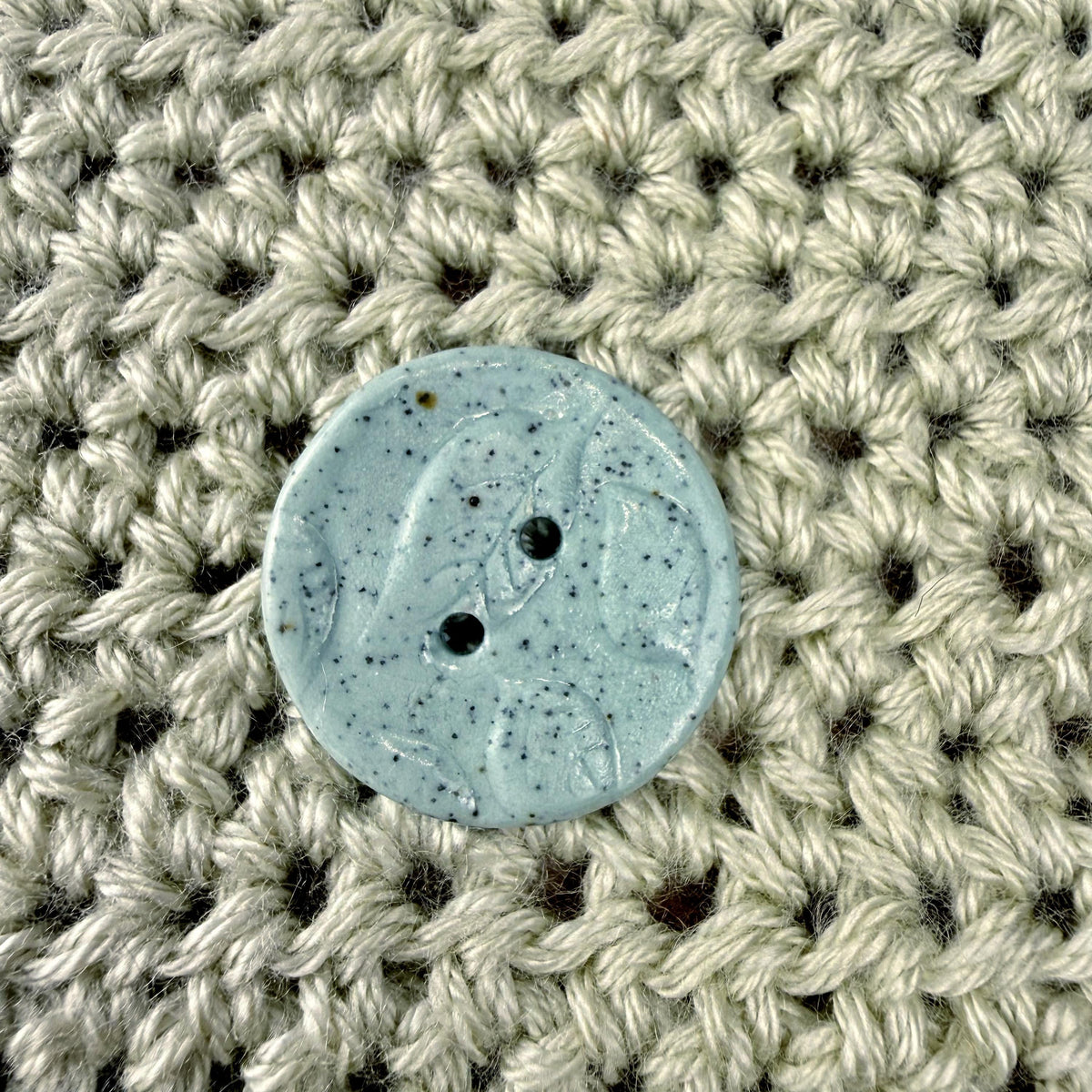 Raised Leaf Pattern Light Green Speckled Porcelain Buttons