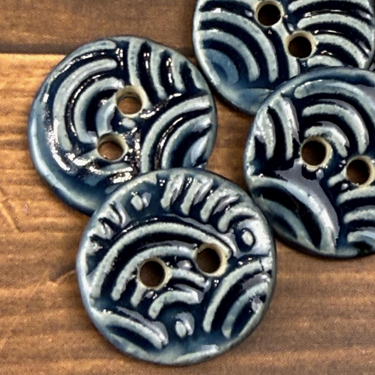 Set of 6 Small Wave Texture Blue Round Buttons