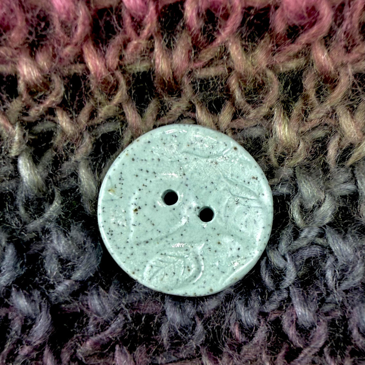 Raised Leaf Pattern Light Green Speckled Porcelain Buttons